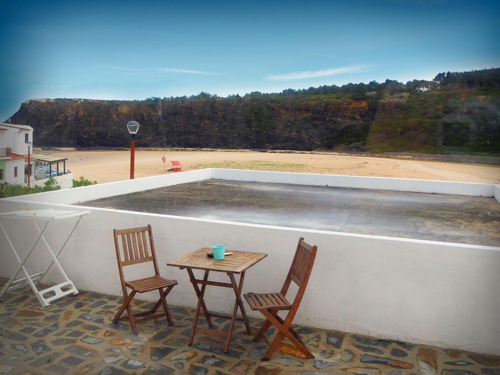 Pedra Dos Corvos Beach House Odeceixe Zewnętrze zdjęcie